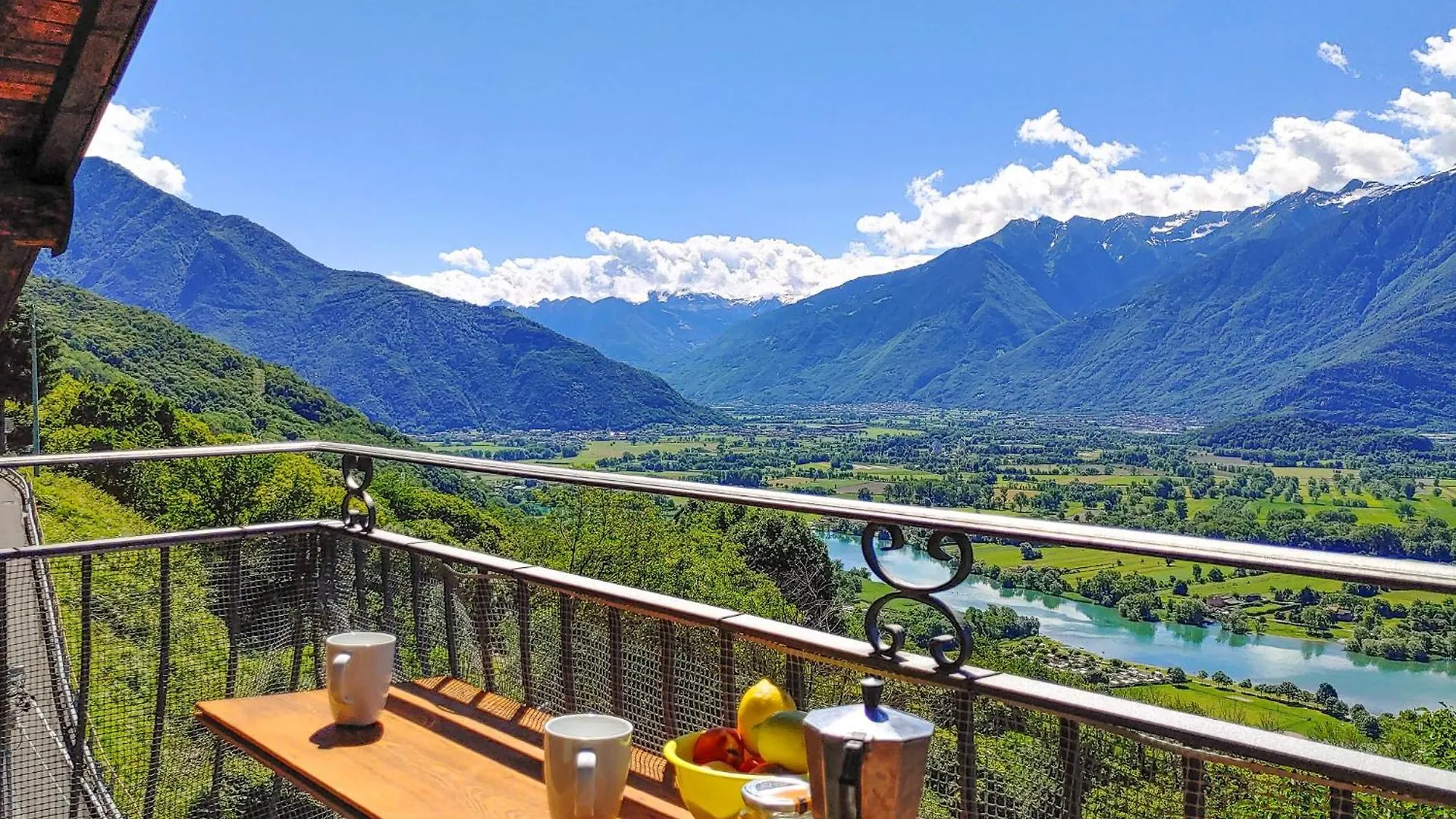 Panorama Ferienwohnung Lorenzo Gera Lario Italien