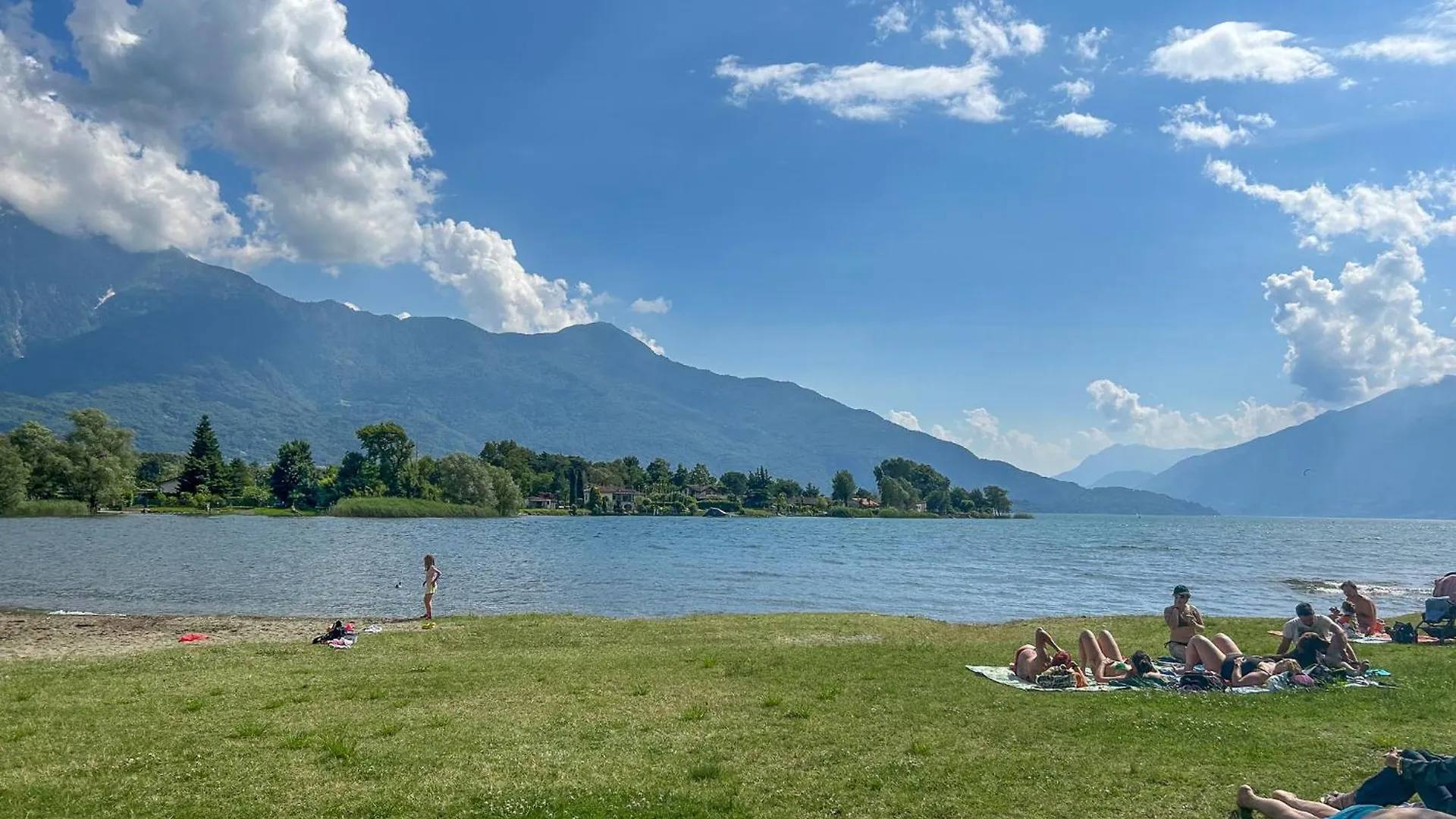 Panorama Ferienwohnung Lorenzo Gera Lario Διαμέρισμα