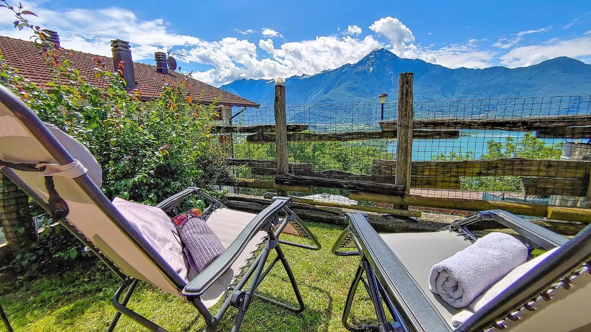 Apartment Panorama Ferienwohnung Lorenzo Gera Lario Italy